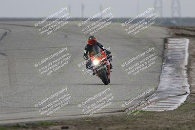 media/Nov-30-2025-TrackDaz (Sun) [[d8b22663df]]/C Group/Session 4 (Outside Grapevine)/